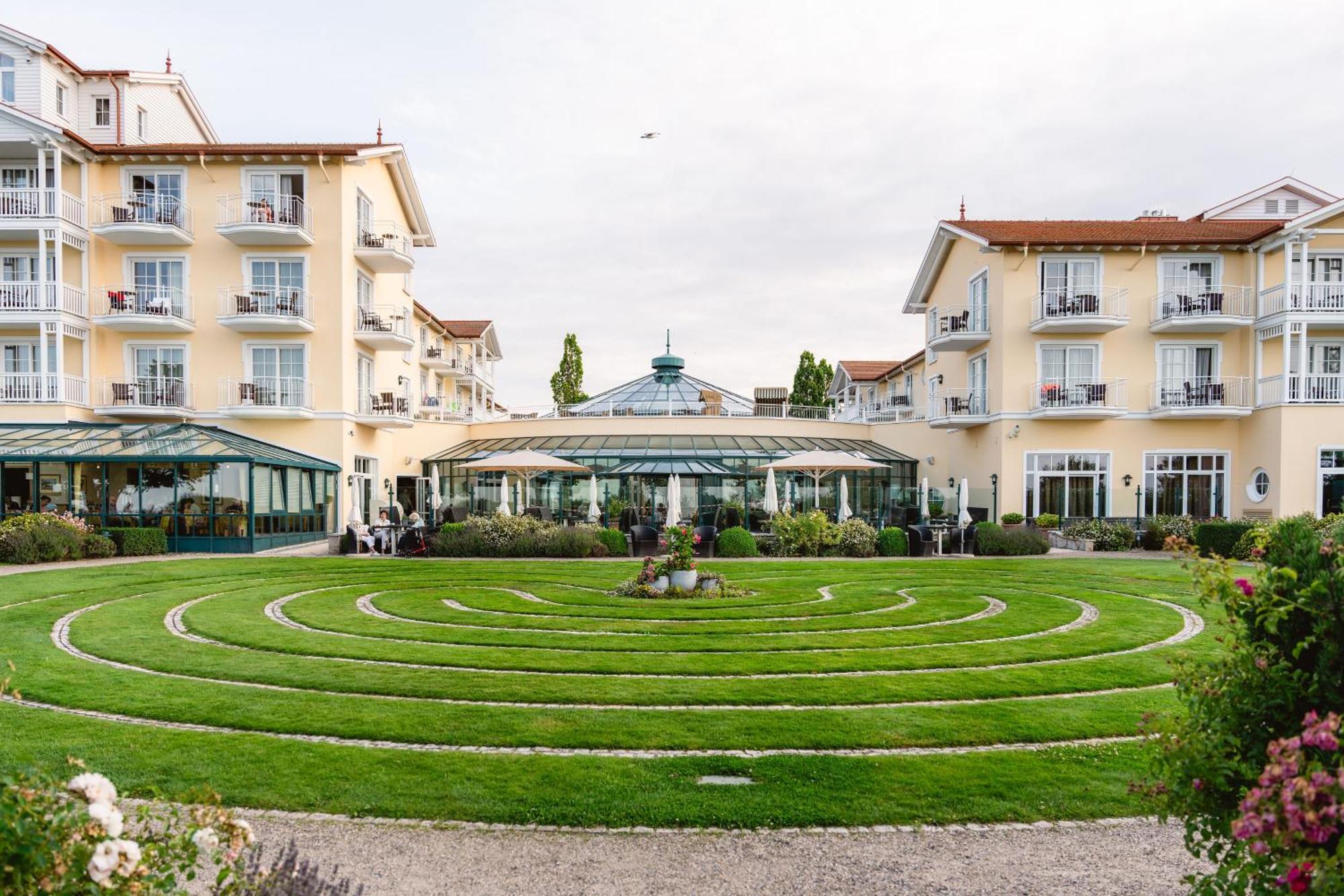 A-Rosa Ostseehotel Kuehlungsborn Exterior photo